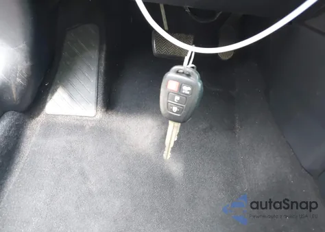 2018 Toyota Corolla Le from USA, damaged, VIN 2T1BURHE4JC996282